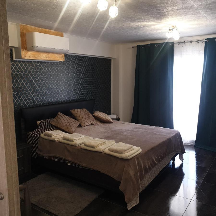 Ahoy Deluxe Apts Appartement Agia Napa Buitenkant foto